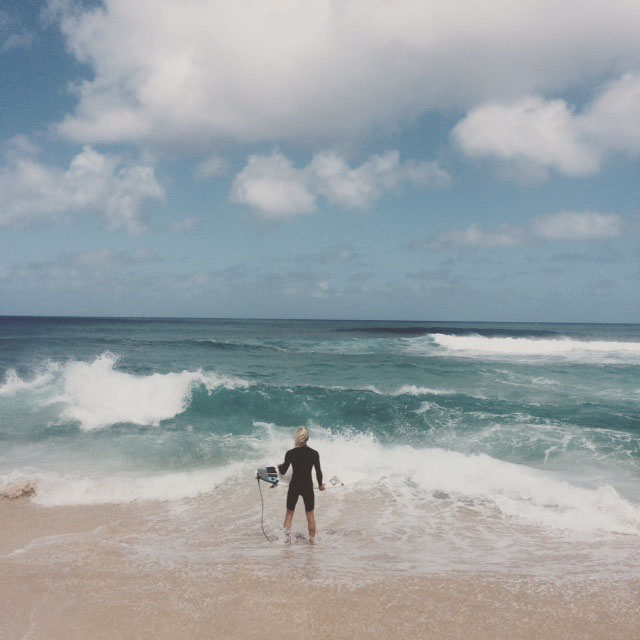 Surfer ready in Kailua